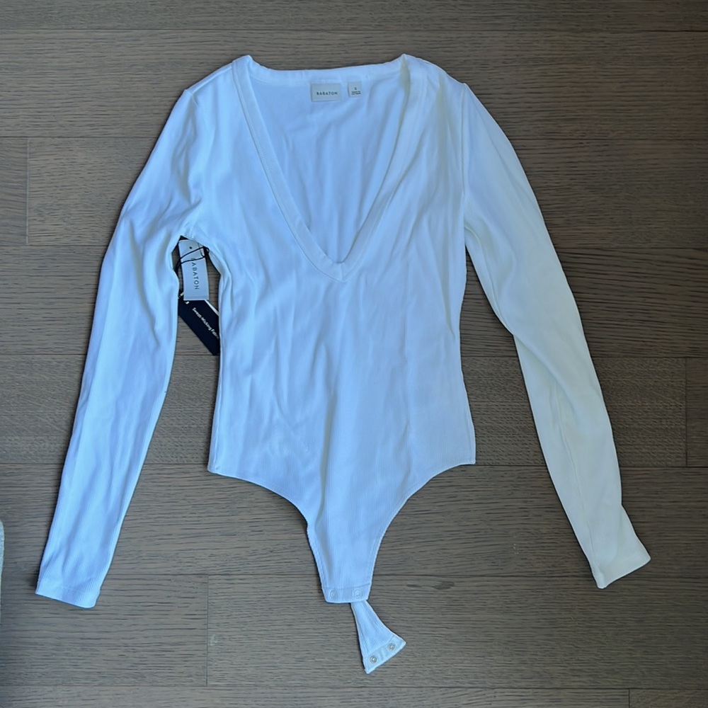 ARITZIA BABATON FORMARIB V-NECK LONGSLEEVE BODYSUIT Size S